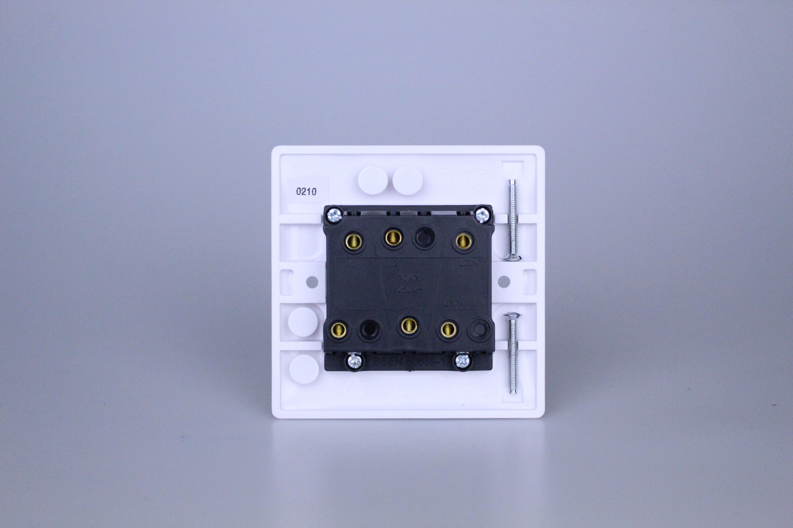 10A Fan Isolating Switch (3 Pole)